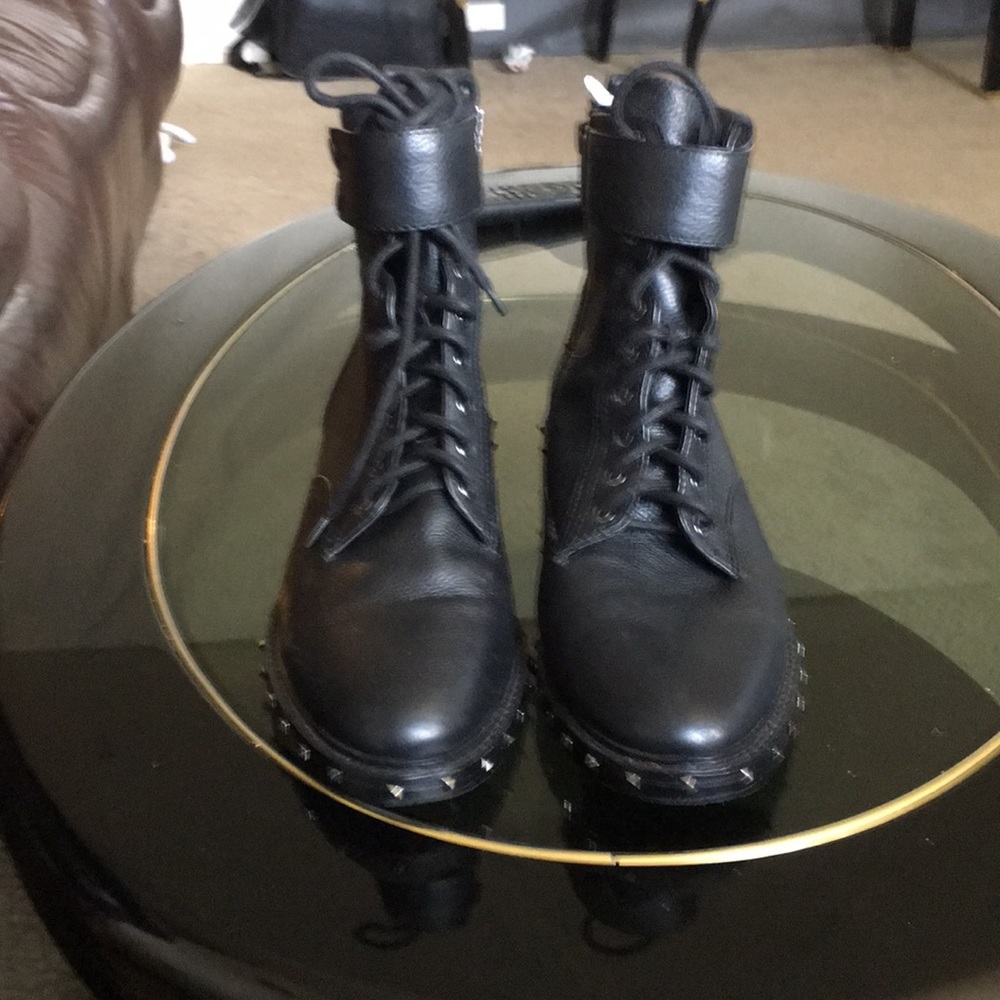 WOMEN VINCE CAMUTO DRESS BOOT 9M/39